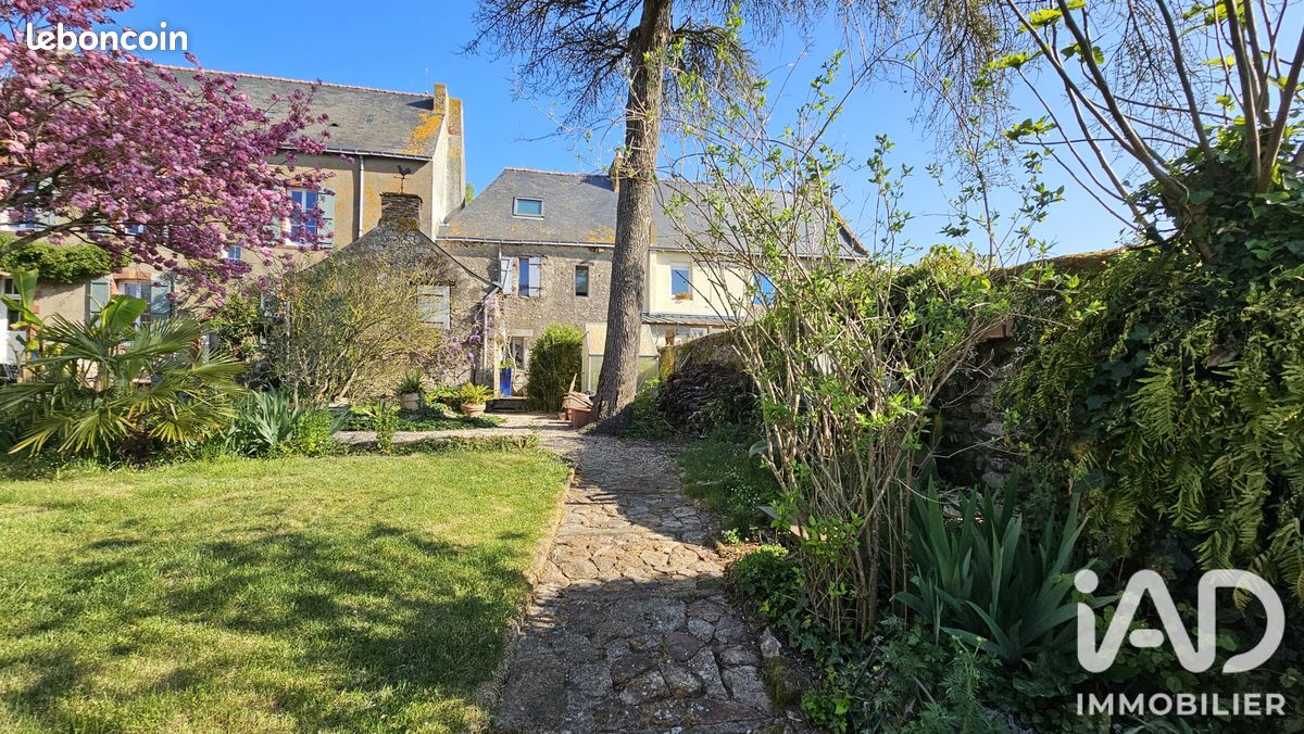 Maison 9 pièces 160 m² · à Lavau-sur-Loire · 160 m² · 382 500 €