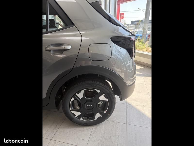 Kia Stonic 1.0 T-GDi 100ch Active DCT7 (image 4)