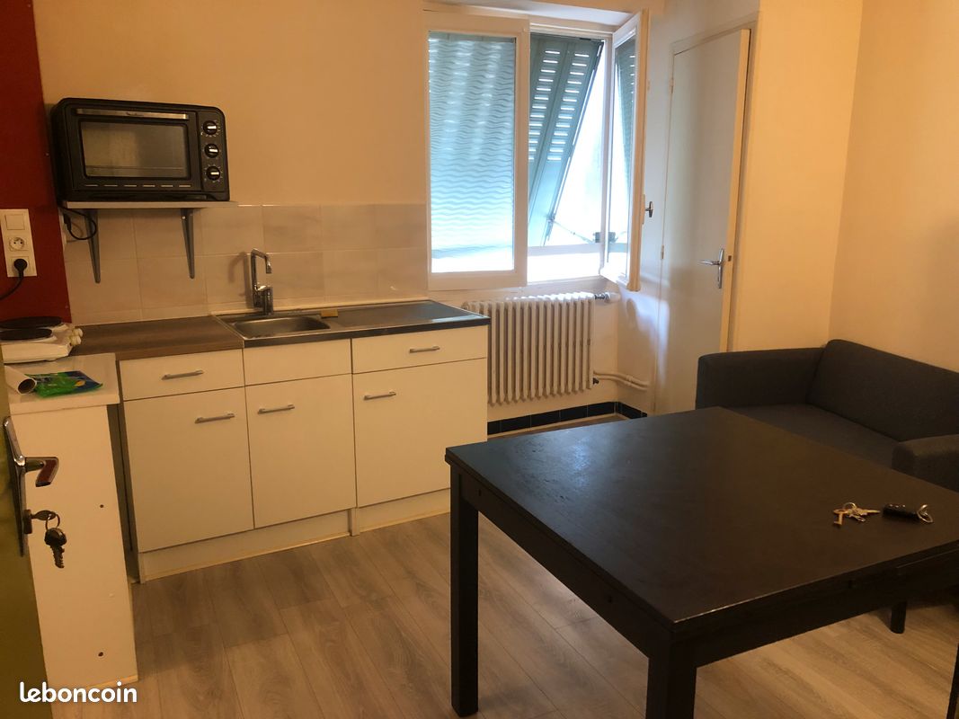 Appartement 2 pièces 19 m² · à Aubenas · 19 m² · 470 €/mois