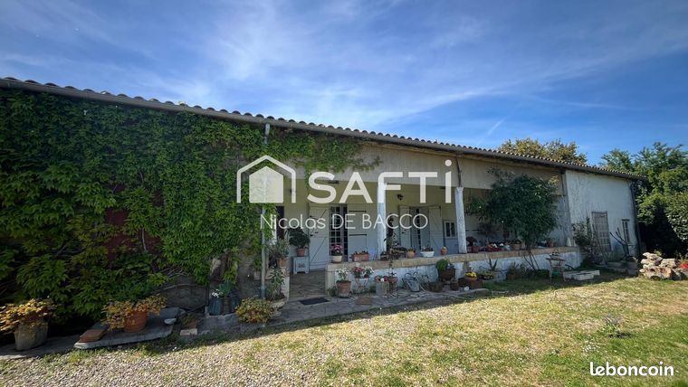 Maison 5 pièces 220 m²