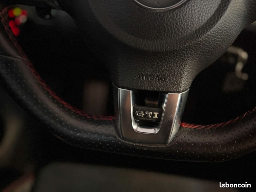 VOLKSWAGEN GOLF 6 GTI EDITION 35 2.0 TSI 235 ch / SUIVI D'ENTRETIEN COMPLET / DYNAUDIO (image 12)