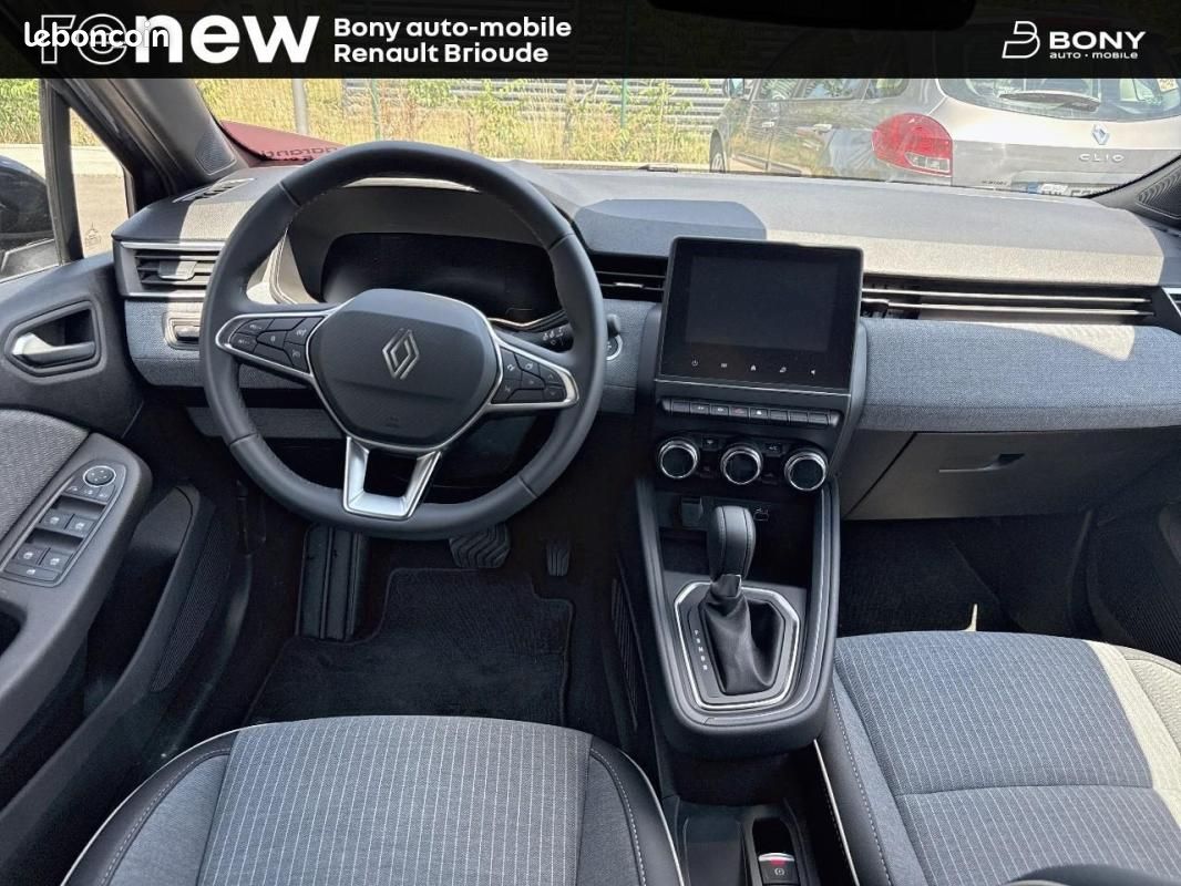 Renault Clio V E-Tech full hybrid 145 ch GSR2 Techno (image 12)