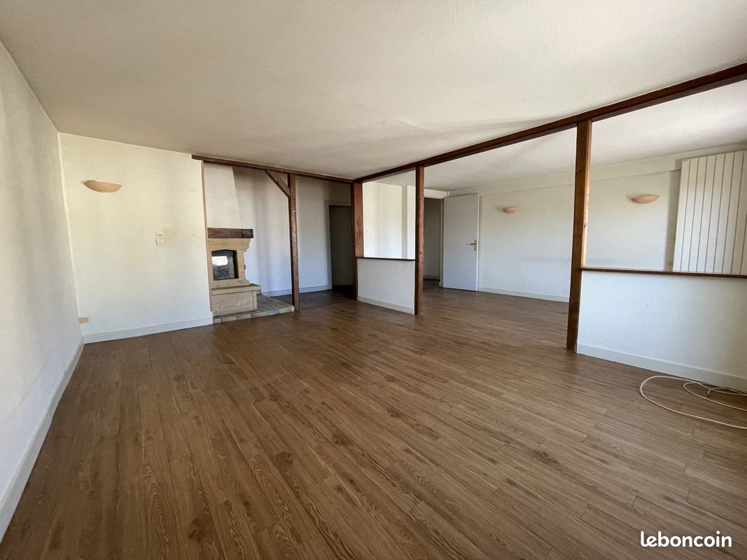 Maison 6 pièces 155 m² · à Croismare · 155 m² · 198 000 €