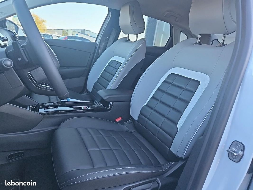 CITROëN C4 X 1.2 hybride 145 max e-dcs6 (image 14)