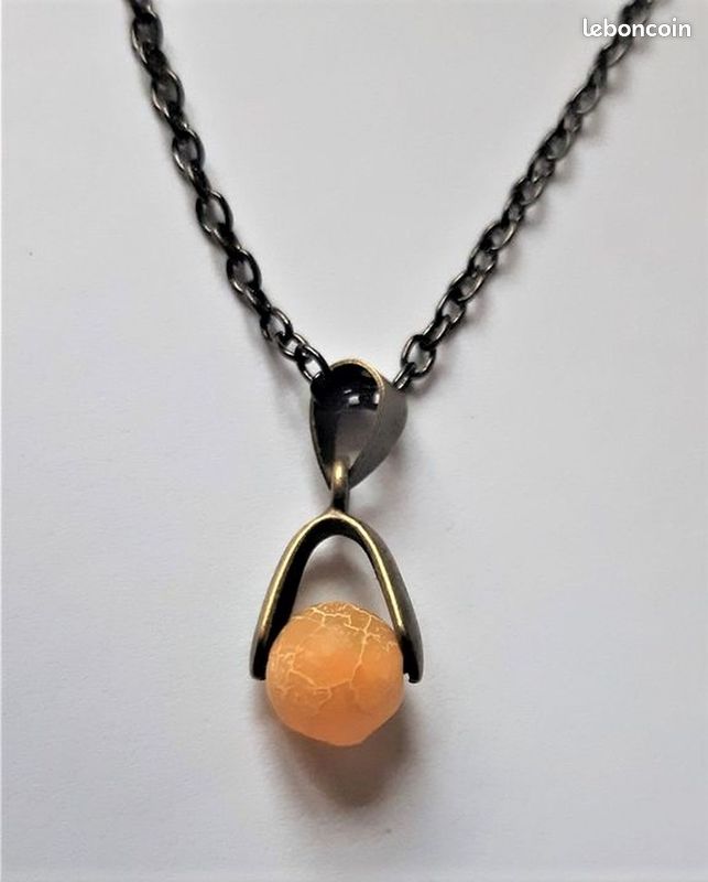 Parure pendentif pierre Agate serpentine de 8 mm avec une chaîne 45 cm (image 1)