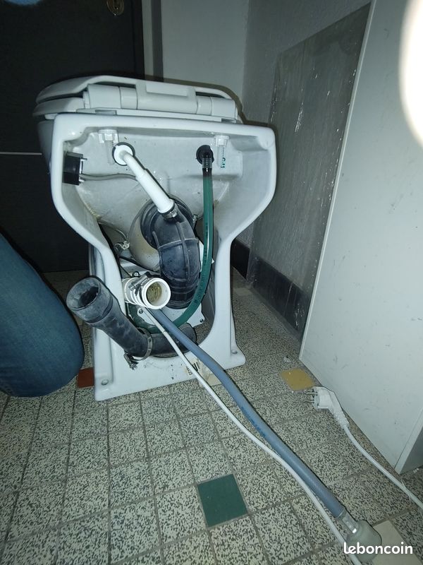 WC broyeur compact Broyeursani Aquacompact Silence