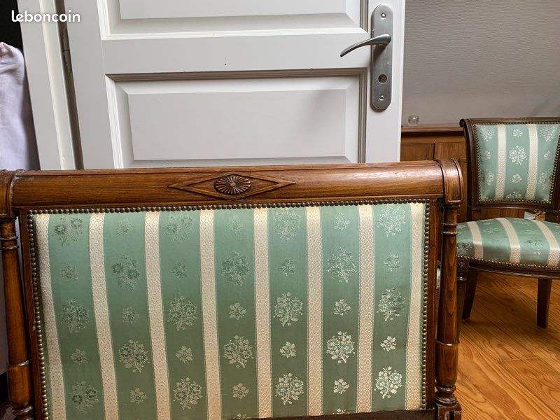 Lit capitonné style directoire 1 pers +une chaise et un fauteuil assortis (image 1)