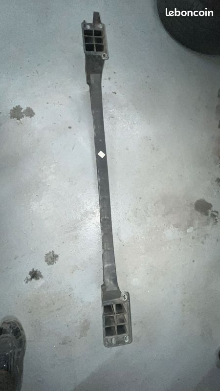 Renfort plastique pare choc avant PEUGEOT 308 T7 (image 3)