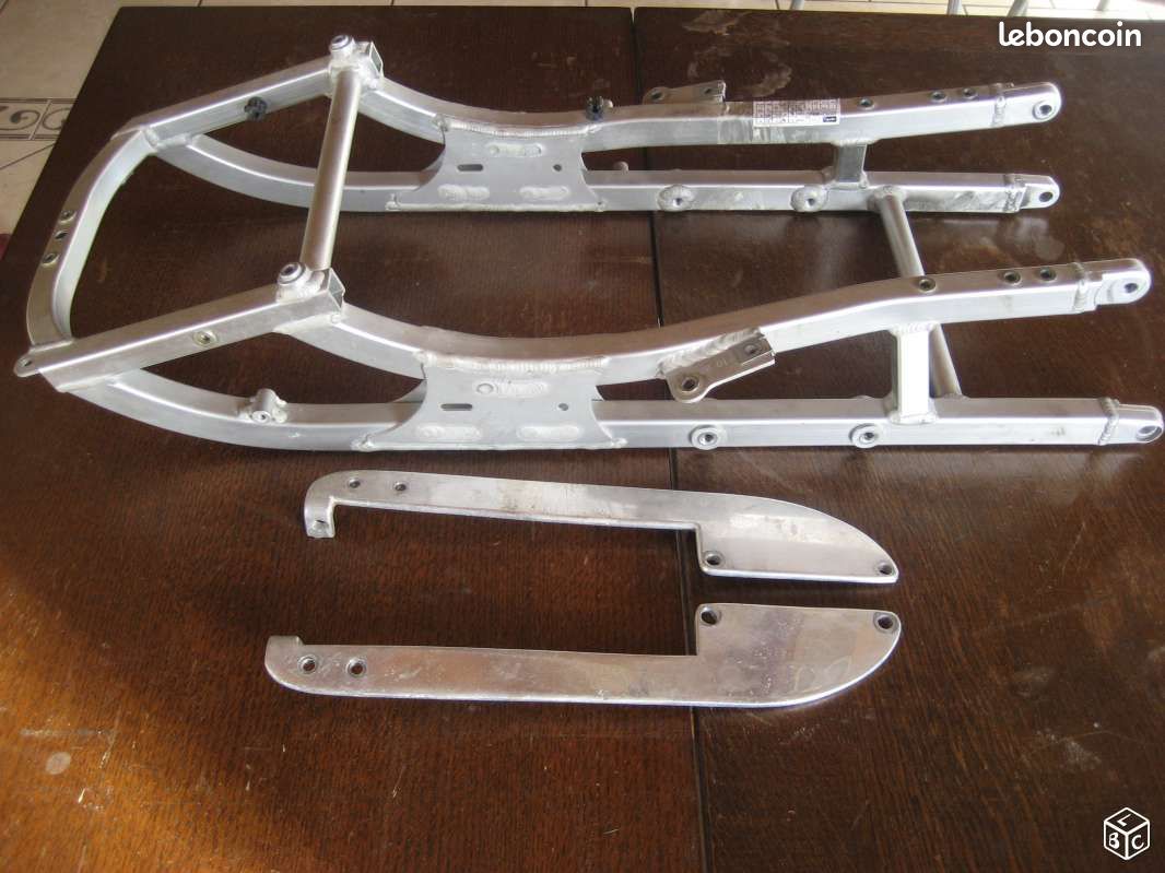 Boucle arriere aprilia 1000 rsv (image 1)