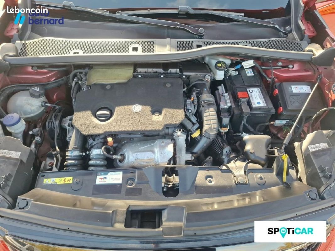 Peugeot 2008 1.5 BlueHDi 130ch S&S GT Pack EAT8 (image 12)