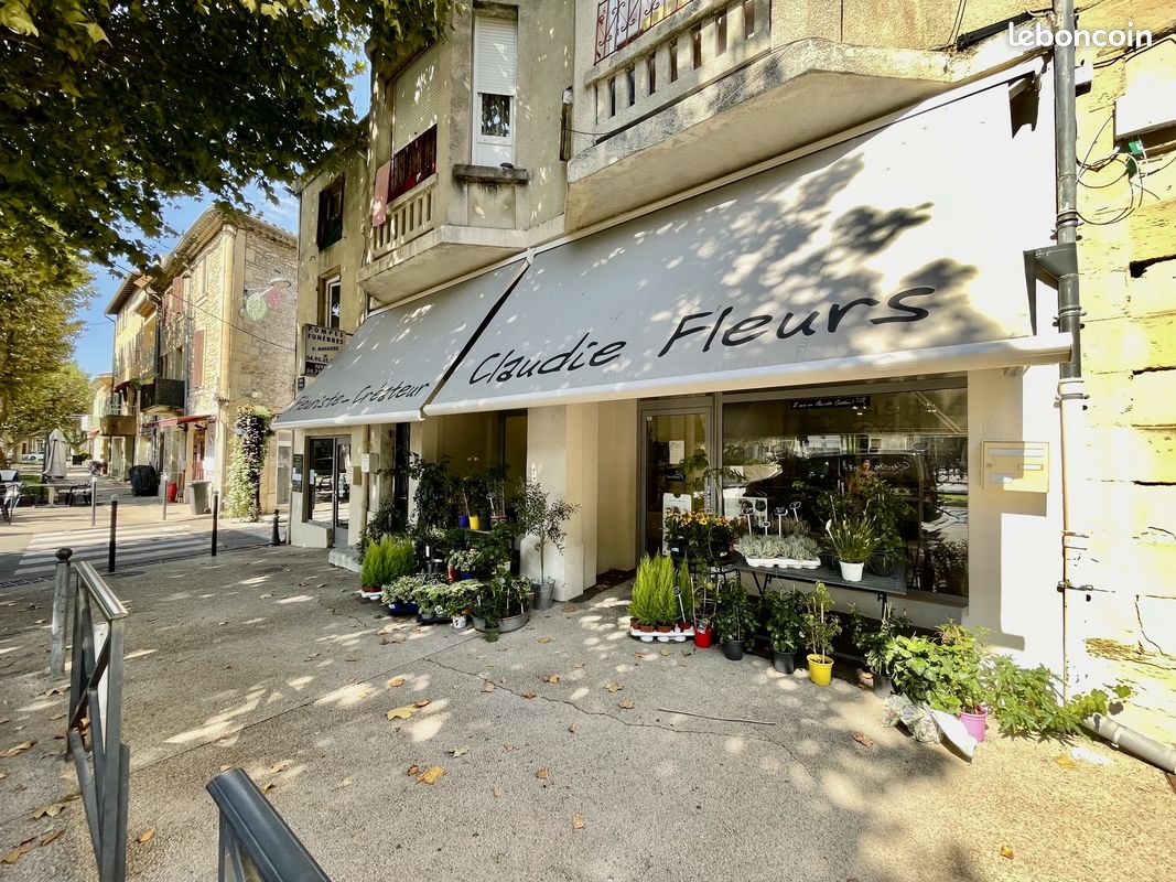 Maison 2 pièces 179 m² · à Valréas · 179 m² · 280 000 €