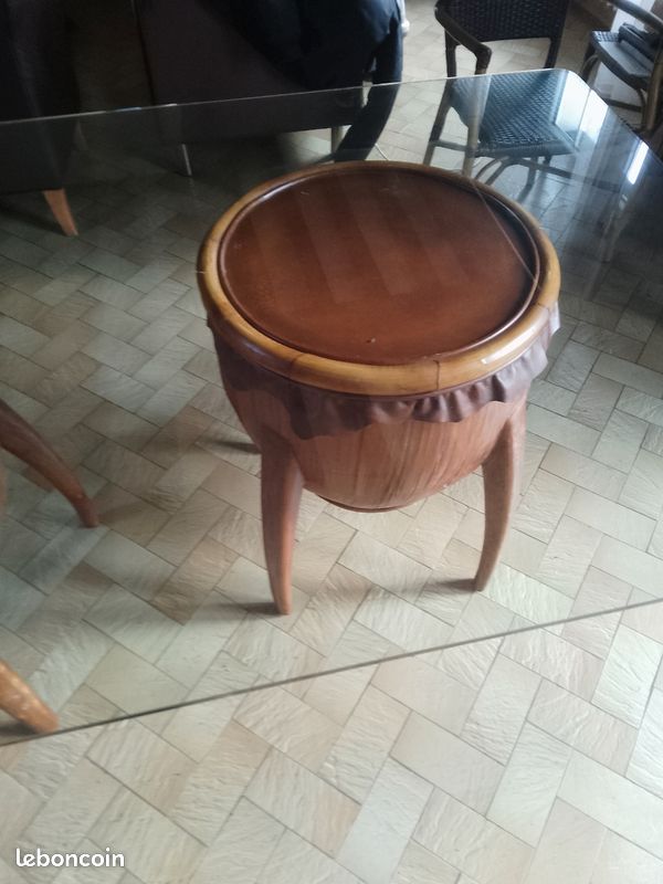 Table en verre exotique (image 2)