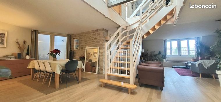 Appartement 6 pièces 193 m²