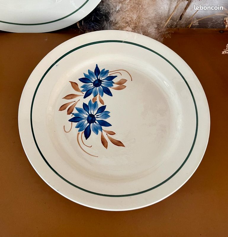 Coffret d'assiettes carrées en porcelaine fine Française fabriquées à – KEMI HOME ART : www