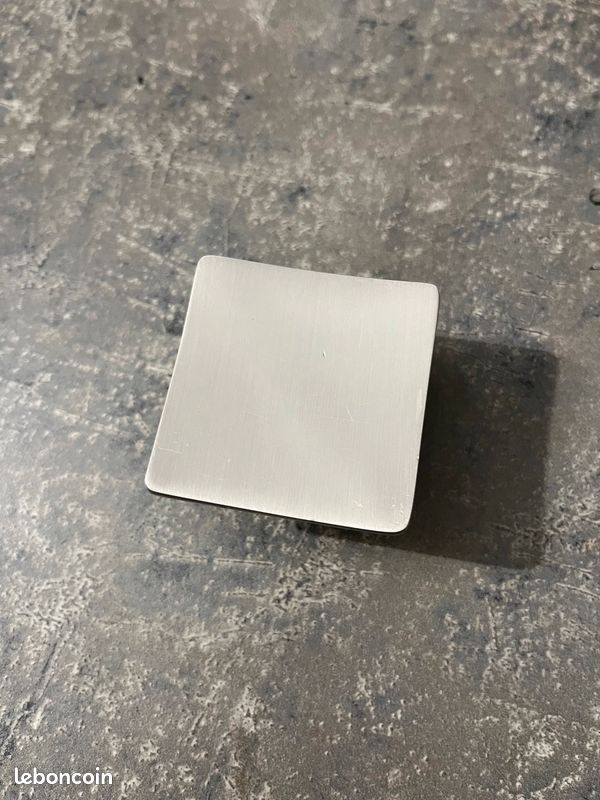 Poignée porte cuisine carrée (image 1)