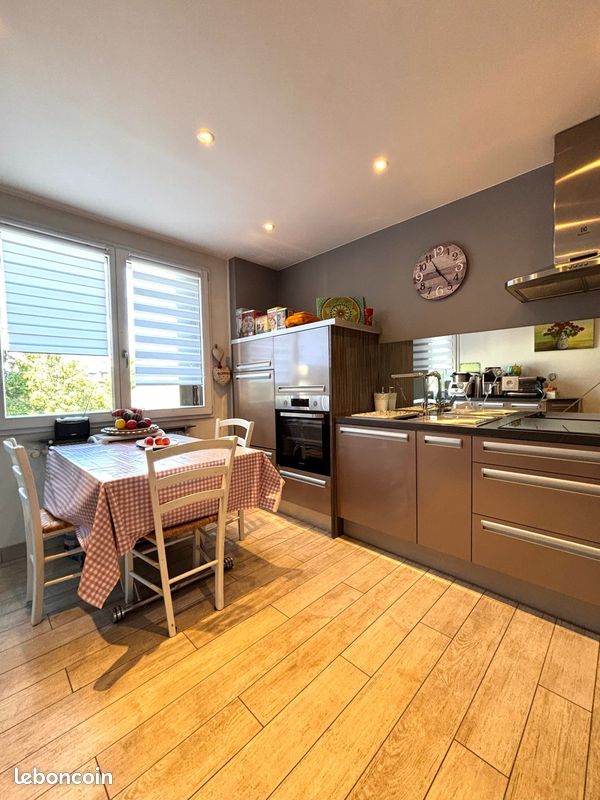 Appartement 3 pièces 69 m² · à Chambéry · 69 m² · 175 000 €