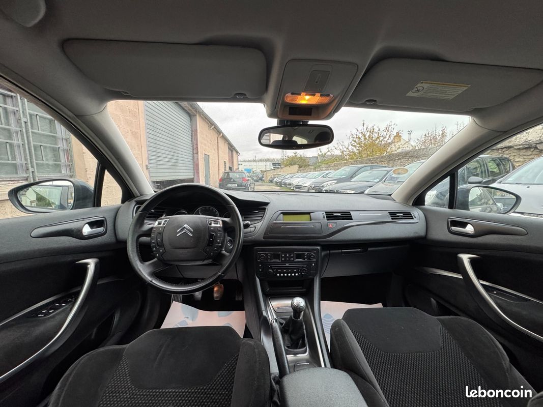 CITROEN C5 BREAK 1.6l HDI 110CH CONFORT (image 9)