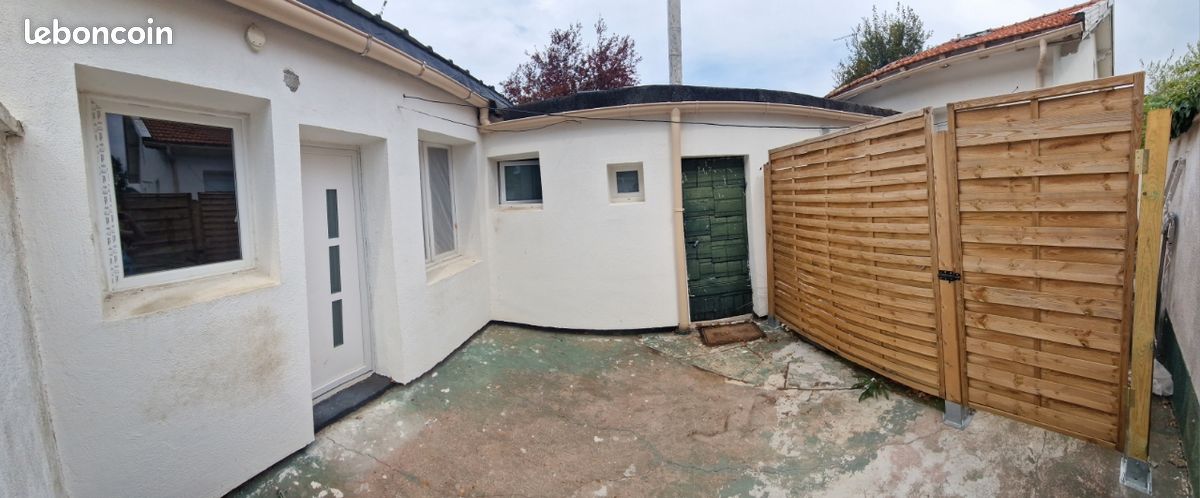 Appartement 1 pièce 25 m² · à Palaiseau · 25 m² · 900 €/mois