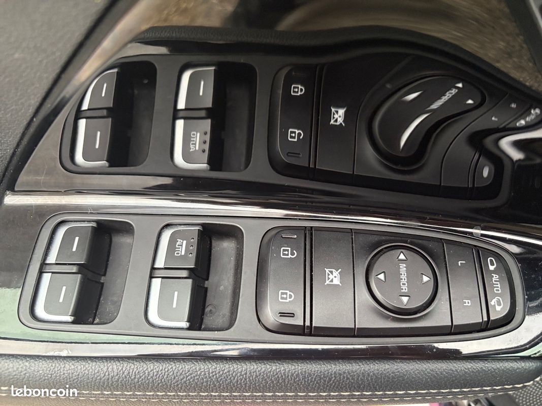 KIA NIRO 1.6 GDi Hybride 141 ch DCT6 / CAMÉRA / RADARS AV + AR / CAR PLAY /4 PNEUS NEUFS/GARANTIE KIA 2027 (image 14)