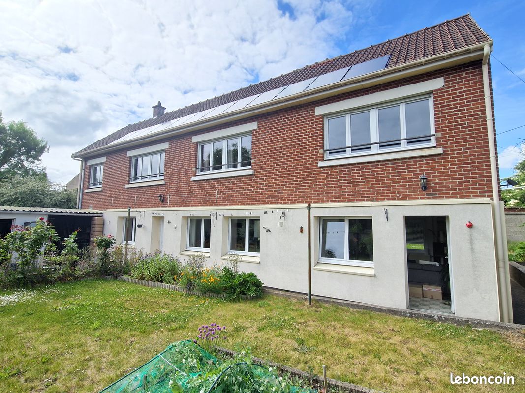 Maison 4 pièces 137 m² · à Hallines · 136,6 m² · 185 000 €