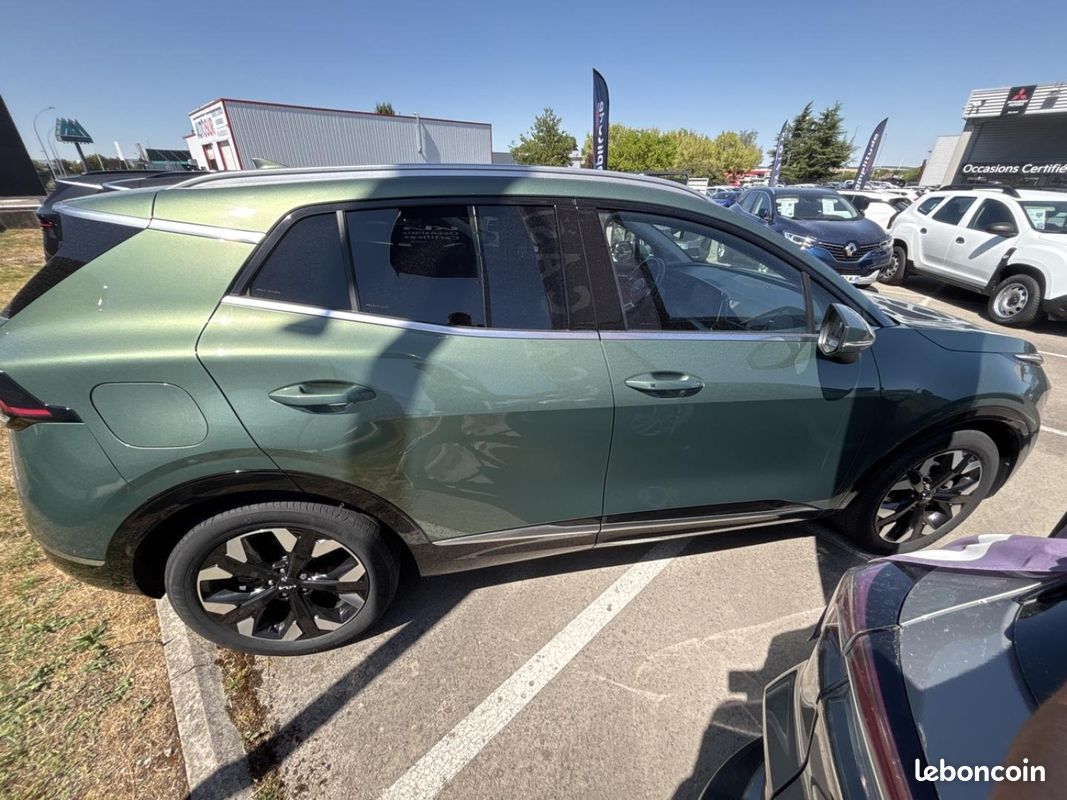 Kia Sportage 1.6 T-GDi 265ch PHEV Design BVA6 4x4 (image 4)