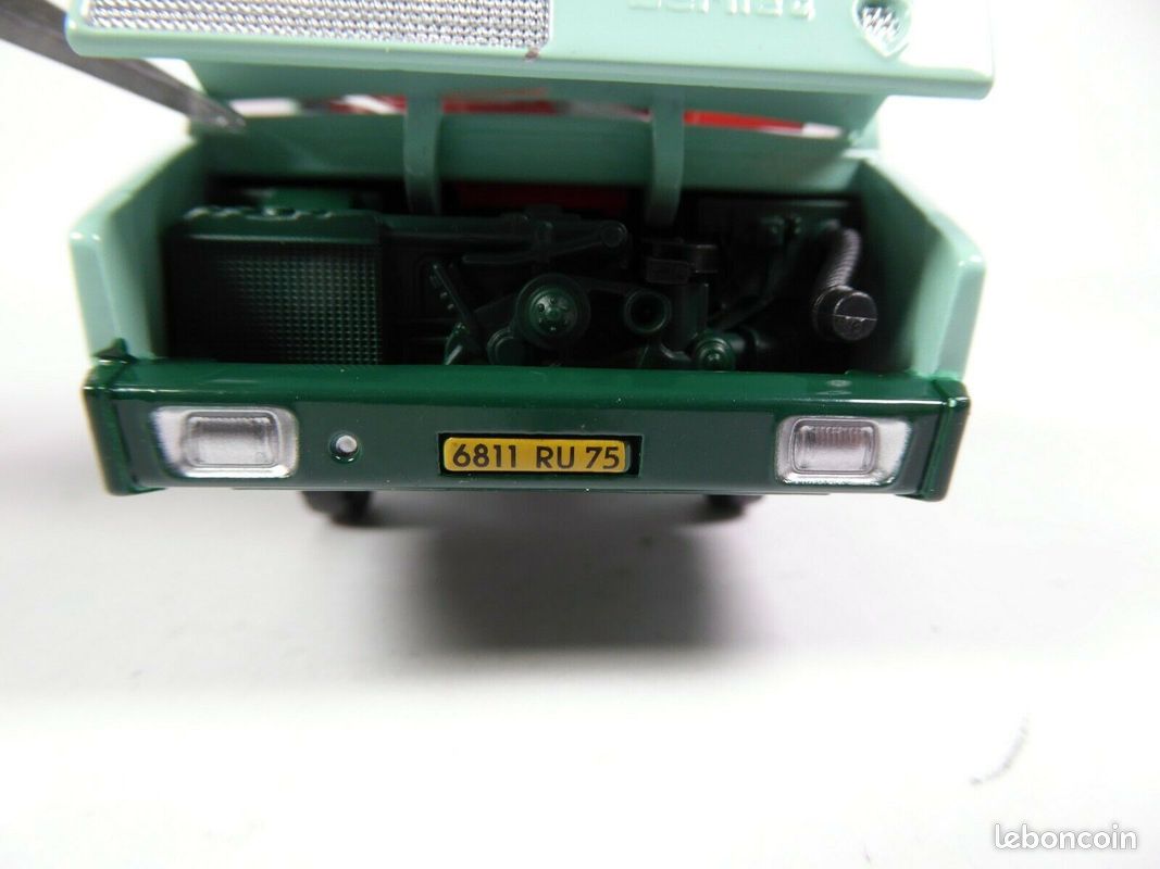 DINKY TOYS Réf 569 Berliet Stradair benne basculente 1967 quasi NEUF