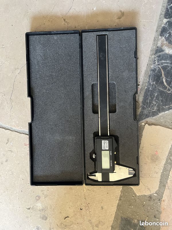 Pied à coulisse numérique (image 2)