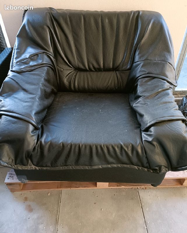 Fauteuil confortable (image 1)