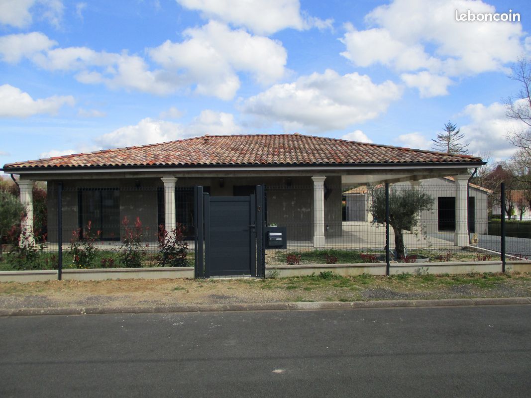 Maison 5 pièces 150 m² - Valence-en-Poitou 86700 Couhé (image principale 4)