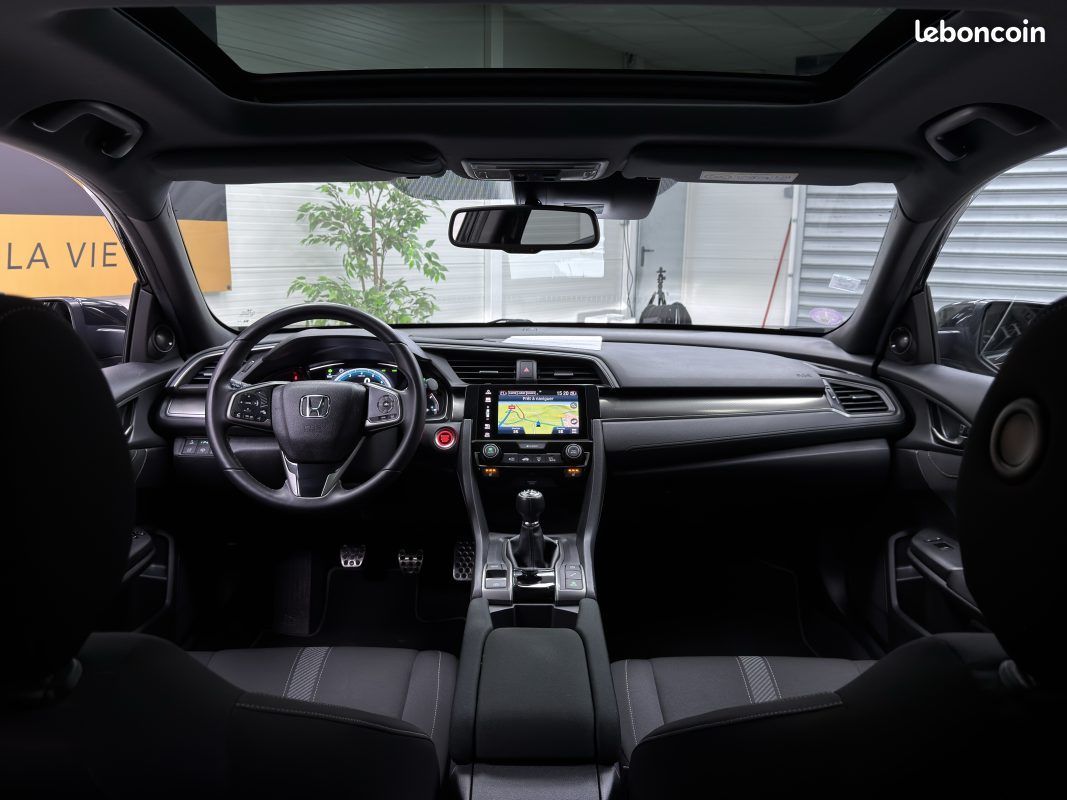 Honda Civic X (2) i-VTEC 129 - Executive 5p (image 8)