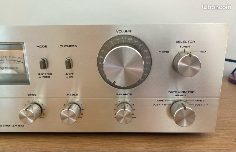 Amplificateur Akai AM-2450/ platine cassette Akai CS 702D (D'occasion Amplificateur Akai AM-2450/ platine cassette Akai CS 702D (D'occasion