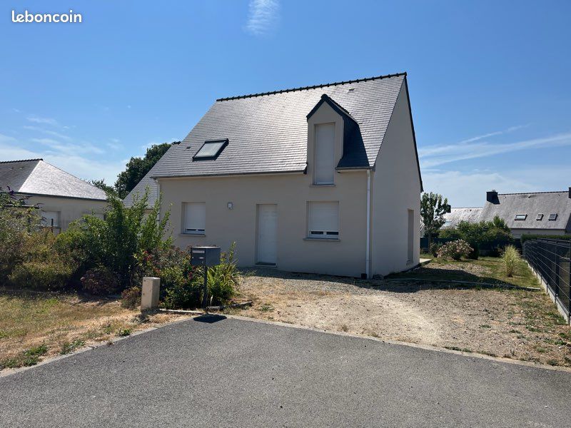 Maison 5 pièces 102 m² · à Évellys · 101,6 m² · 995 €/mois
