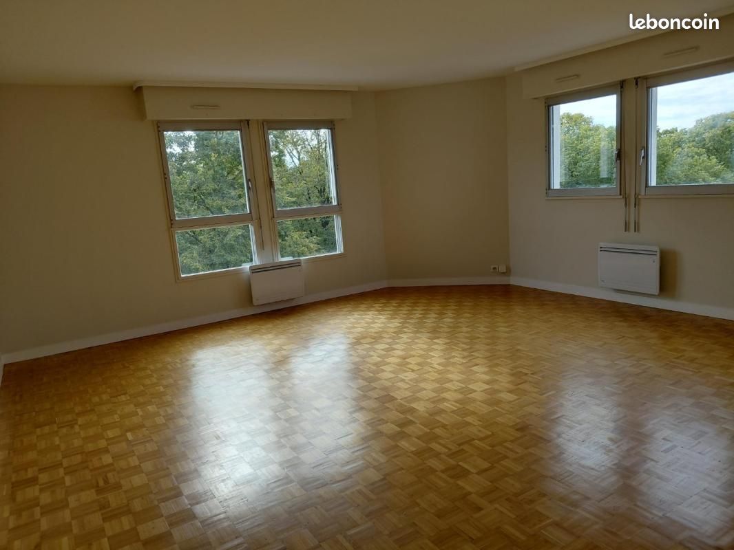 Appartement 4 pièces 98 m² · à Le Chesnay-Rocquencourt · 98 m² · 1 823 €/mois