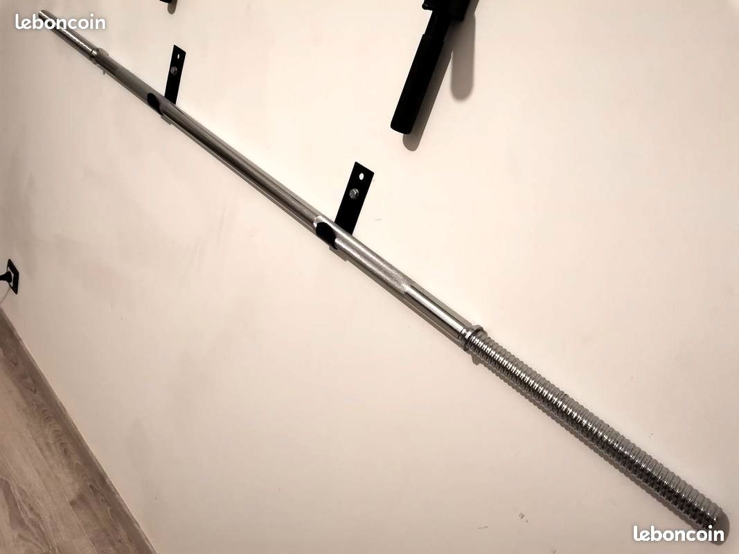 MUSCU : 1 Barre droite 1,70m + 2 étoiles de serrage (image 1)