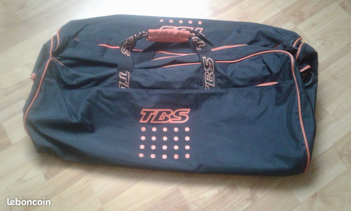 Sac de voyage (image 1)
