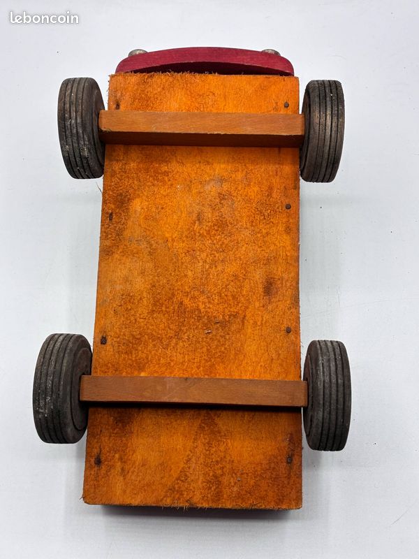 Vieux Camion En Bois Années 50 – Jouet Ancien Pour Collection (3 Roues Fendues)
