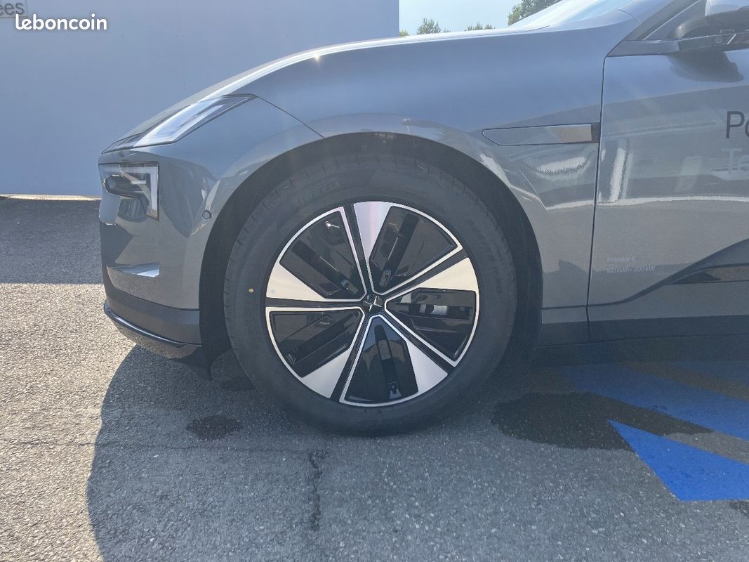 POLESTAR Polestar 4 LR Single motor RWD 100 kWh Prime (image 9)
