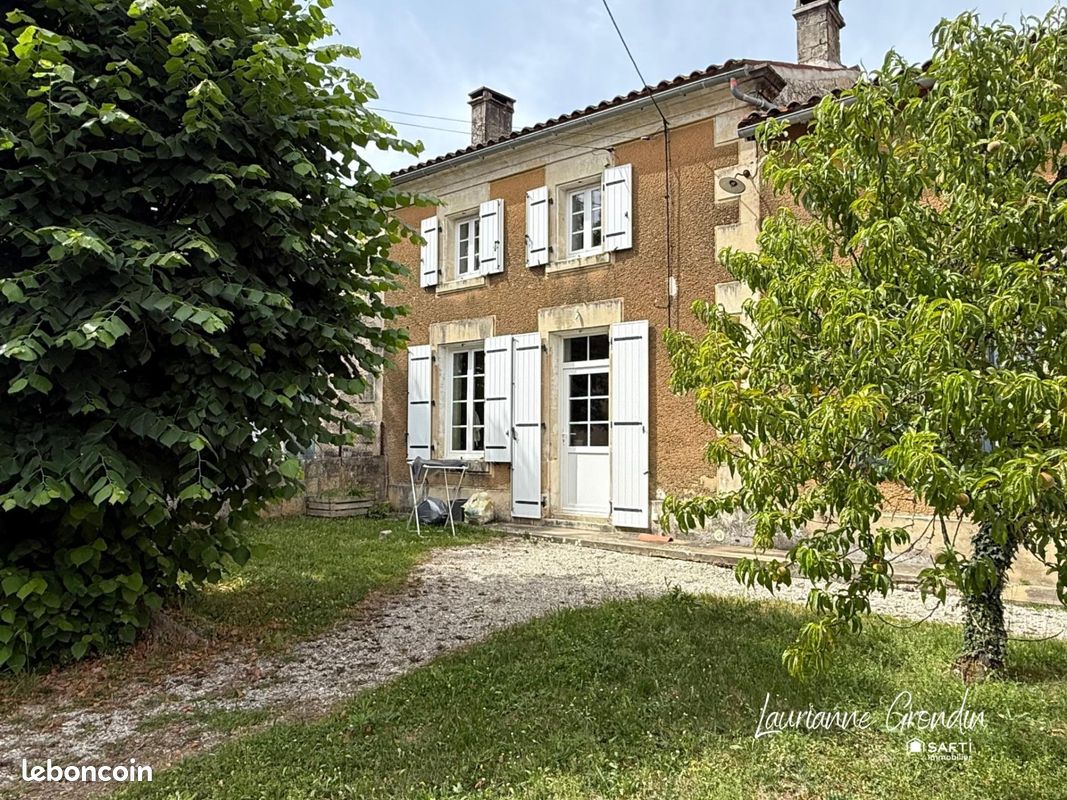 Maison 5 pièces 250 m² · à Aulnay · 250 m² · 266 000 €