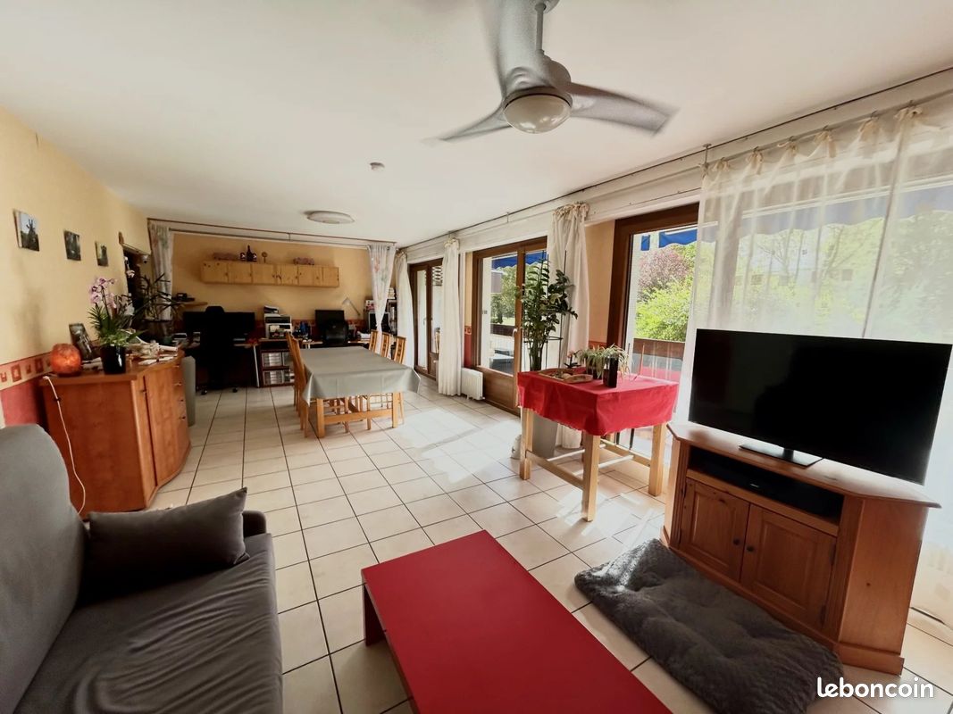 Appartement 4 pièces 91 m² · à Saint-Égrève · 91 m² · 258 000 €