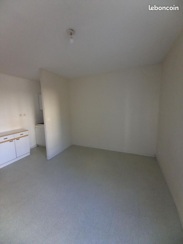 Appartement 1 pièce 21 m² · à Angers · 21 m² · 400 €/mois