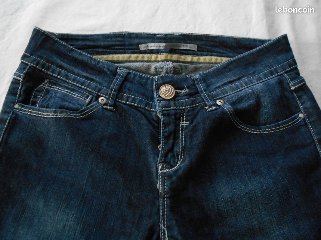 Bermuda jean bleu Taille 34 Stradivarius (image 6)