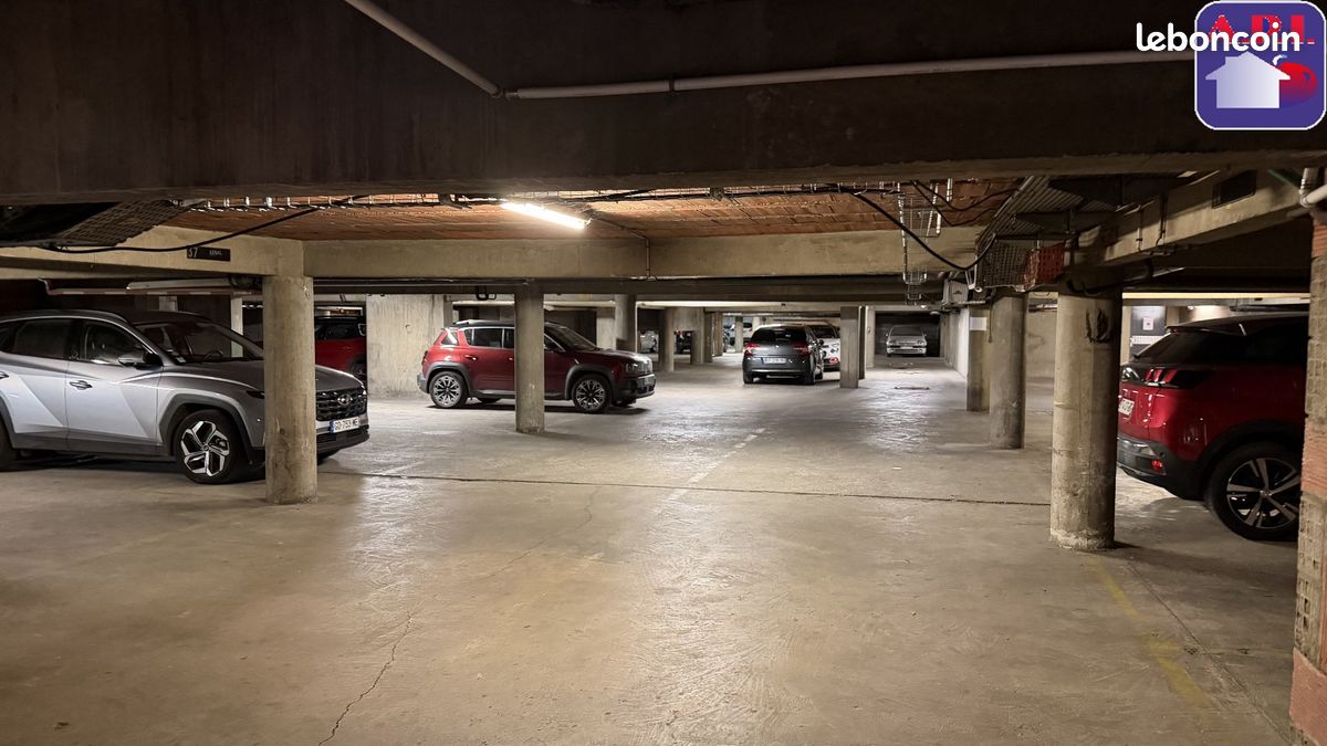 Parking 1 pièce 12 m² · à Toulouse · 12 m² · 44 000 €