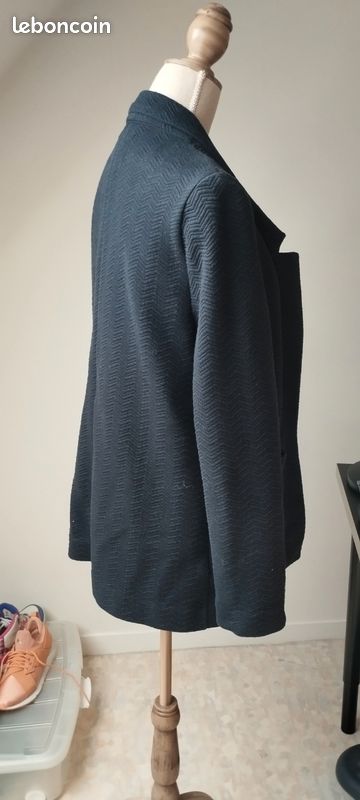 Blazer (image 2)