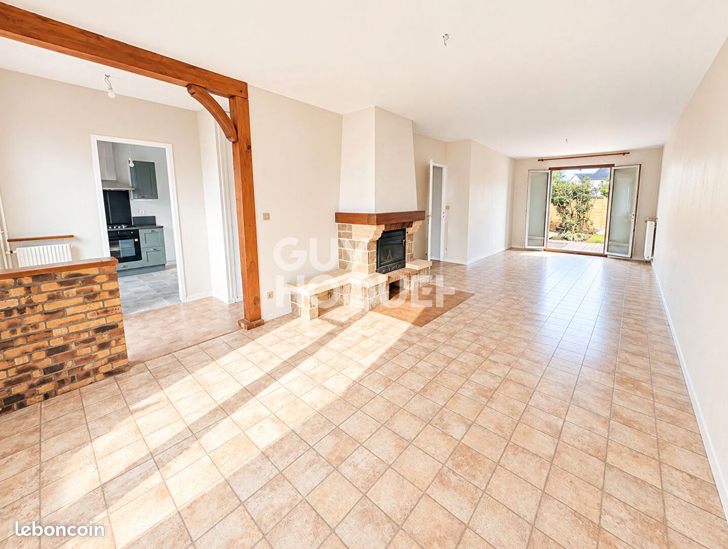 Maison 3 pièces 83 m² · à La Ville-aux-Dames · 83 m² · 990 €/mois