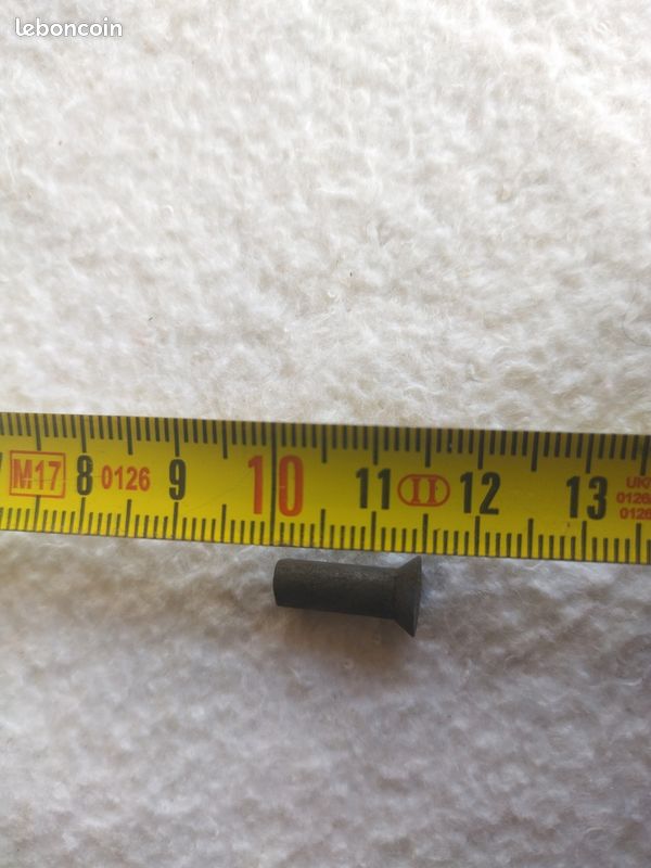 Rivet pour ancienne machine agricole (image 4)