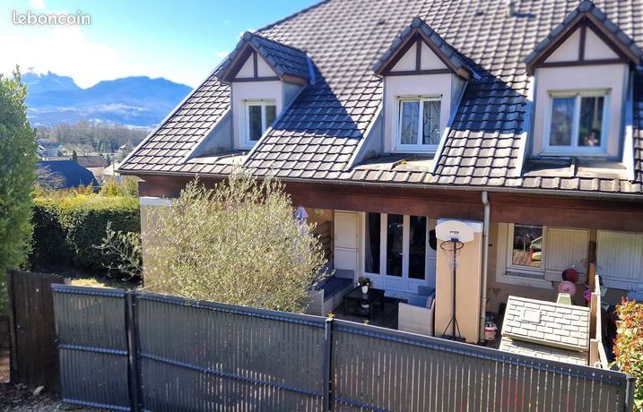 Comme une maison  T4 DUPLEX 83 M²+ JARDIN