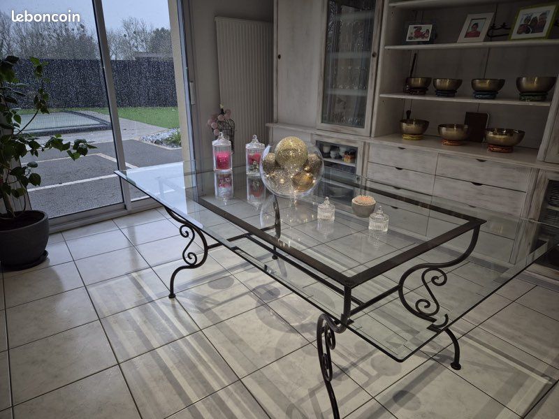 Table de salle à manger ou terrasse (image 9)
