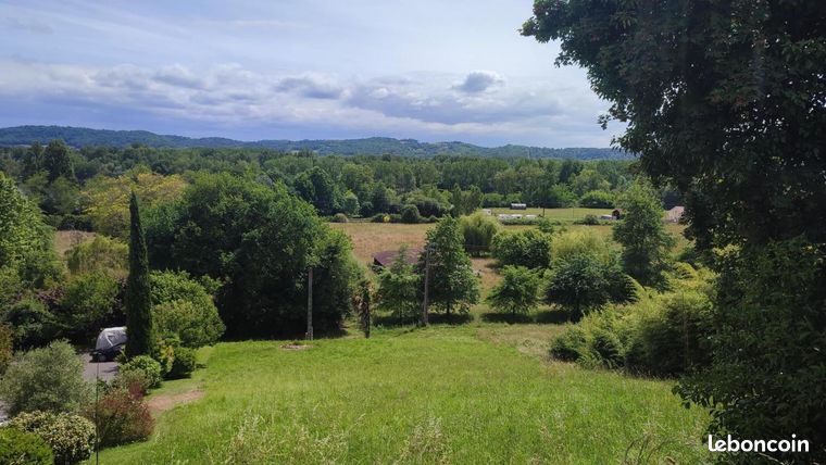 Terrain 2 016 m² Labatut