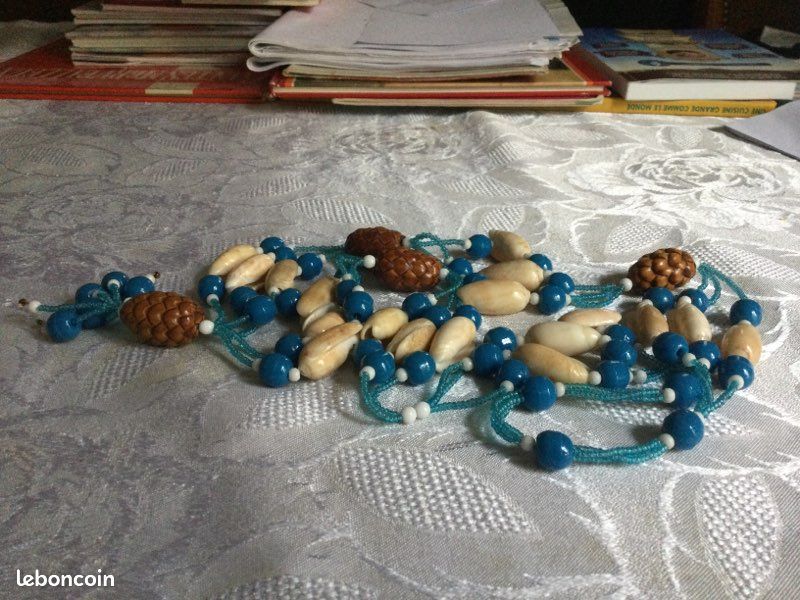 Collier tahitien travail artisanal (image 1)