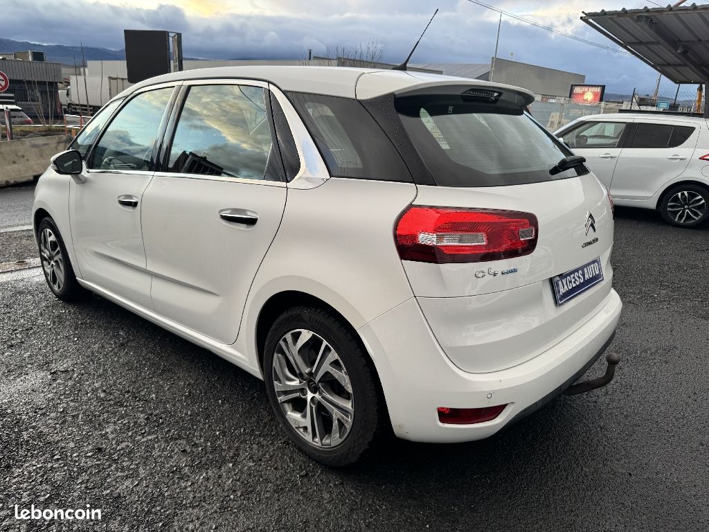 Citroën C4 Picasso BlueHDi 150 SetS Exclusive (image 9)